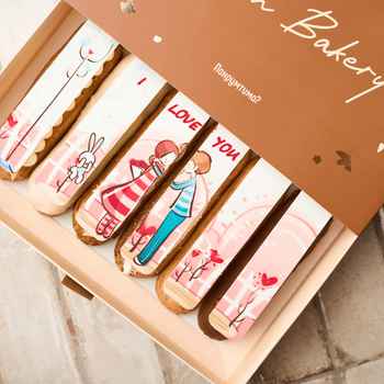 Коробка еклерів Valentine's Day 6 шт.