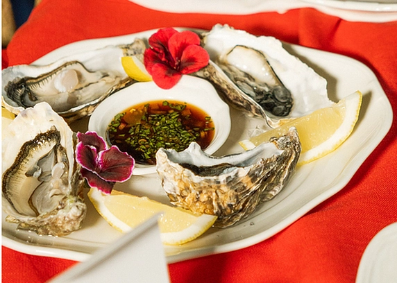 Квартет устриць від Na Nebi 