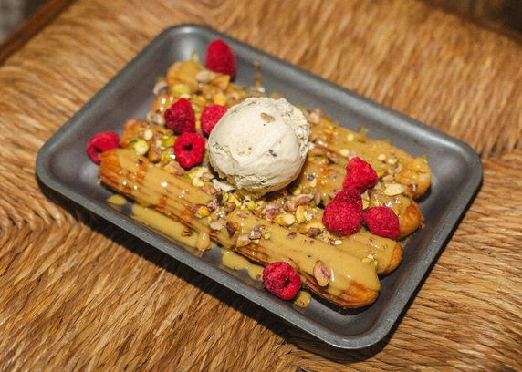 Чуроси з фісташкою від NoName 