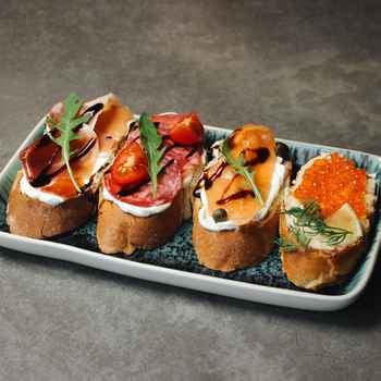 Асорті брускет 4шт