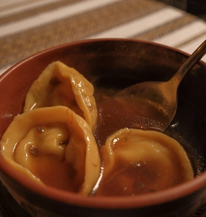 Юшка з білих грибів з тортеліні від Club FM 