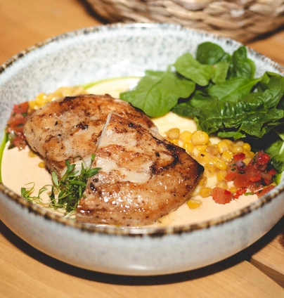 Куряче філе з полентою від NoName 