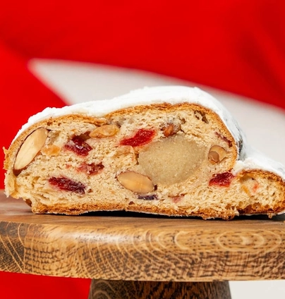 Штолен  1шт від DIM Bakery 