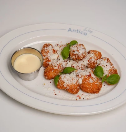 Нагетси з індички від ANTICA Eatery 