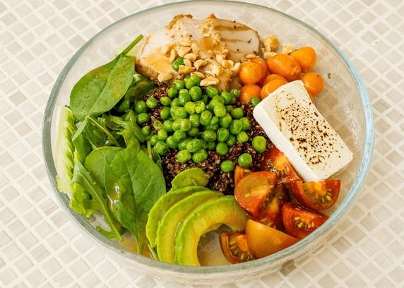 Боул з індичкою  від DIM Bakery 