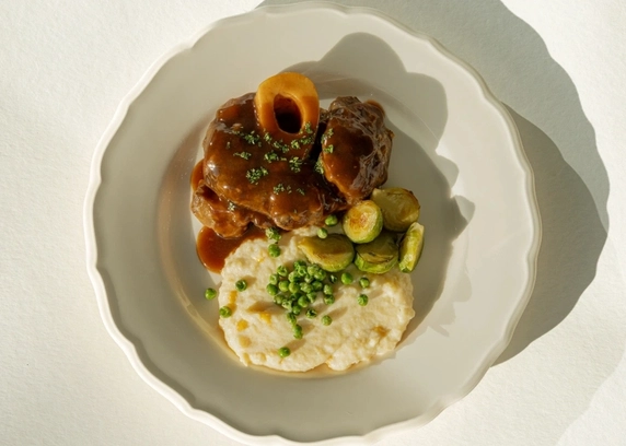 Особуко з кукурудзяною полентою - Cafe Mone 