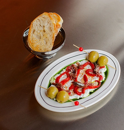 Печений перець з анчоусами від B&B Community 