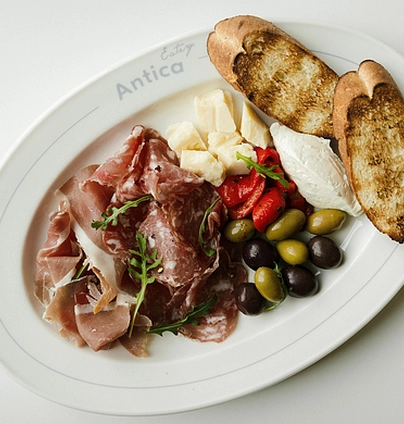 Антіпасті від ANTICA Eatery 