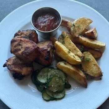 Шашлик курячий з картоплею 