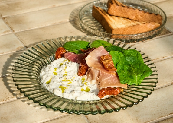 Трюфельна страчателла з прошуто - DIM Bakery 