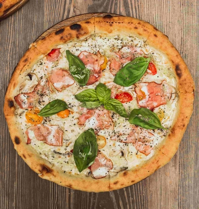 Піца капрічоза на білому соусі від Файне Місто 