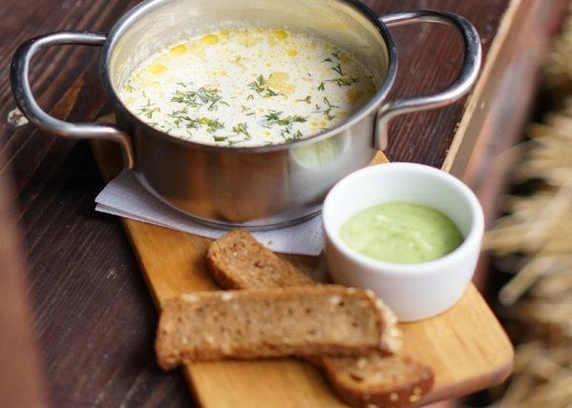 Сирна юшка з грибами - Файне Місто 