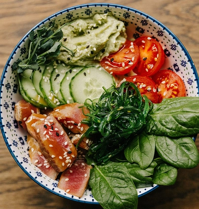 Боул з тунцем, гуакамоле, чука - Пасаж Адлєра 