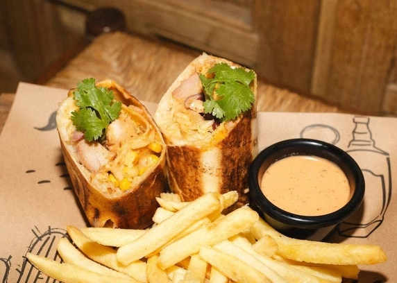 Бурітос з курячим стегном з соусом чіпотле  від NoName 