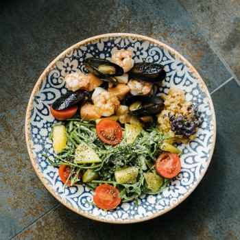Салат з морепродуктами та мустардою