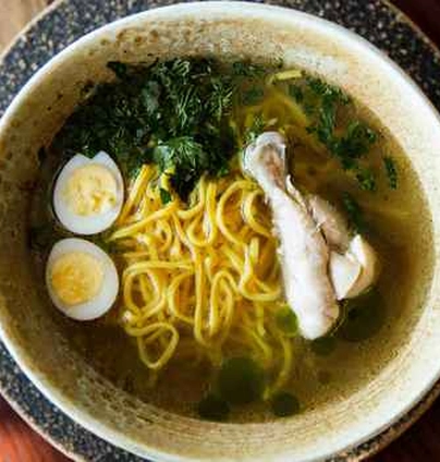 Бульйон курячий із локшиною від Na Nebi 