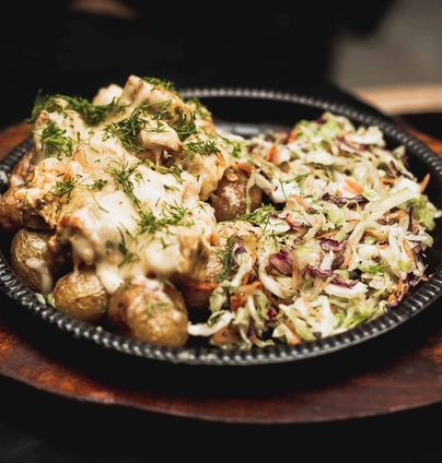 Пательня з м'ясом курки від Файне Місто 