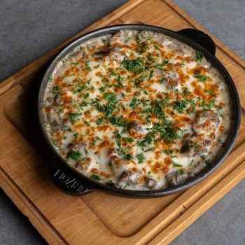 Дерун з телятиною та грибами