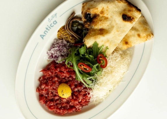 Тартар з яловичини - ANTICA Eatery 