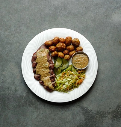 Стейк телячий з  картоплею  від ROAD (роад, роуд) 