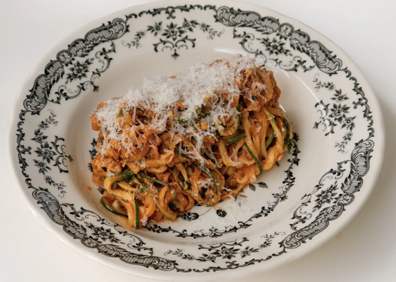 Овочева паста Болоньєзе від Cafe Mone 