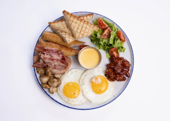 NEW Англійський сніданок з кур.сосискою від Club FM 