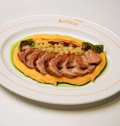 Качина грудка alla Pera від ANTICA Eatery 