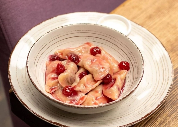 NEW Вареники з вишнею від Файне Місто 