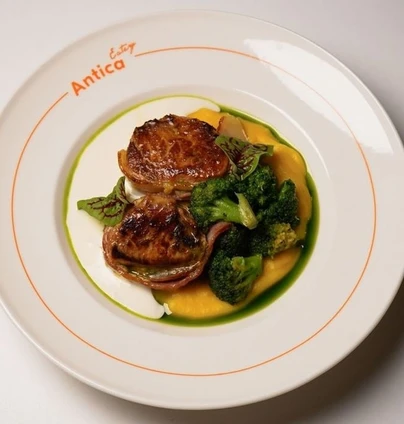 Індичка з гарбузовим пюре - ANTICA Eatery 