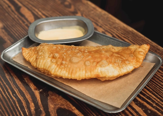 Чебурек сирний від Файне Місто 