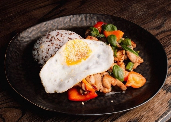 Тайська курка з базиліком - Young 