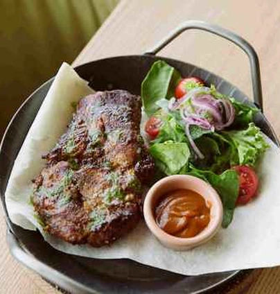 Стейк свинний від Na Nebi 