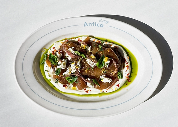 Печені перці з анчоусами та фетою від ANTICA Eatery 