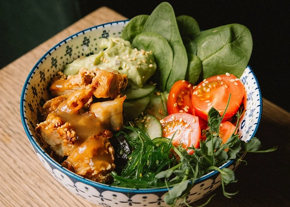 NEW Боул з куркою  від Пасаж Адлєра 