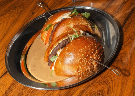 Бургер в соусі Джек пепер - B&B Community 