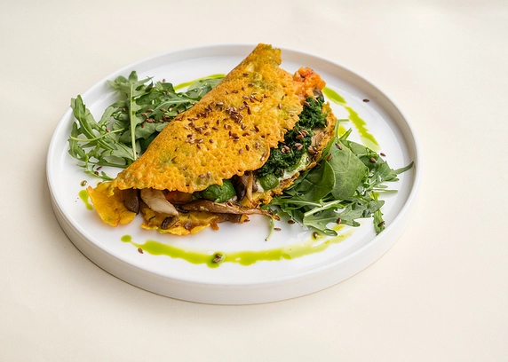 Нутовий омлет від Cafe Mone 