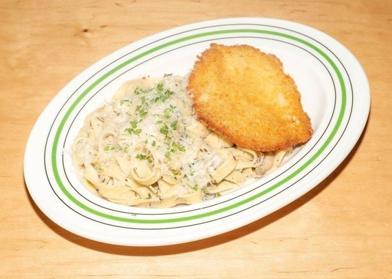 Шніцель з пастою від B&B Community 