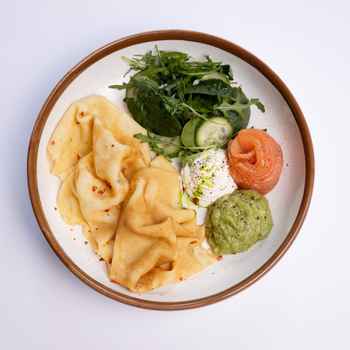 Млинці з лососем