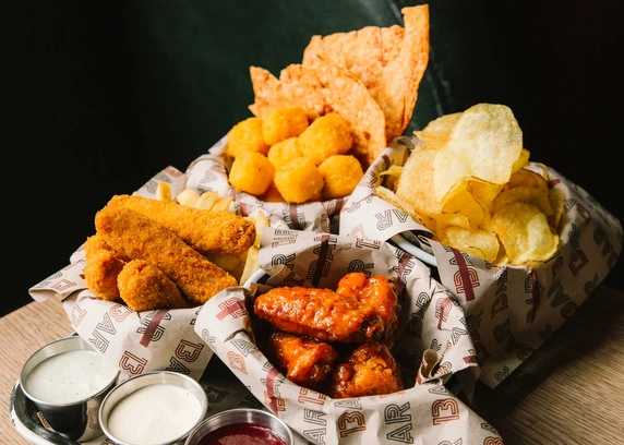 Happy Friends  - Пасаж Адлєра 