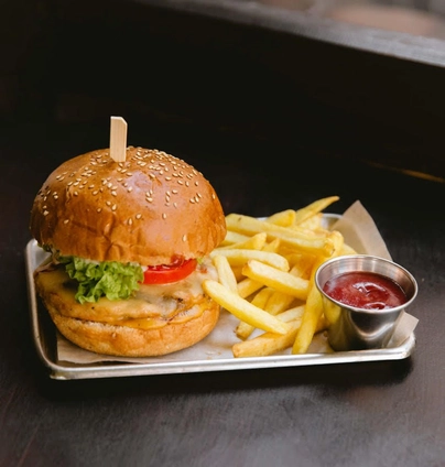 Бургер з куркою кф від Club FM 