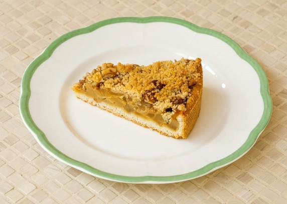 Пиріг груша дор блю порц. від DIM Bakery 