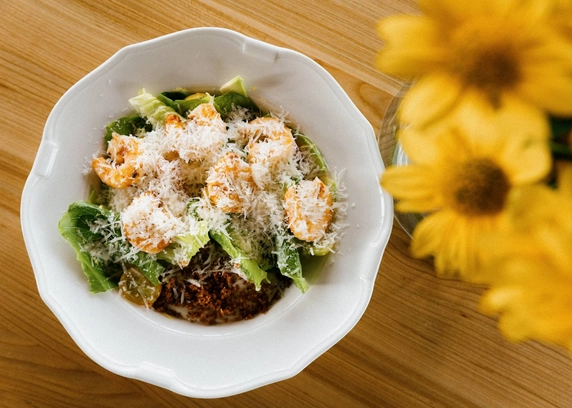 Салат з креветками гриль від Na Nebi 