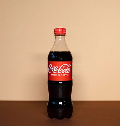 Coca-cola 0,5 л від Club FM 