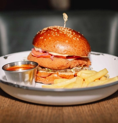 Chicken Cheese burger від Пасаж Адлєра 