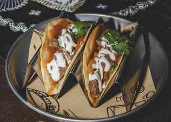 Тако  Бірья з рваною телятиною та сиром - NoName 