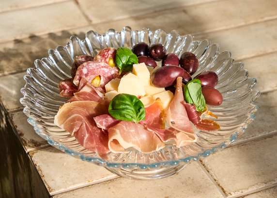 Плато делікатесів /Appetizer Plate  - DIM Bakery 