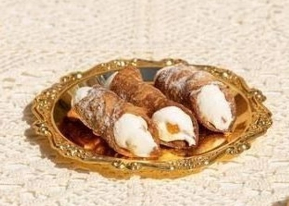 Канолі з апельсиновим кремом  - DIM Bakery  asdsdsadssdsadasdasddd