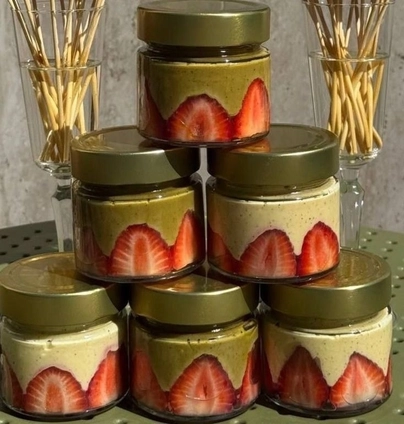 Фрезьє класичне з полуницею від DIM Bakery 