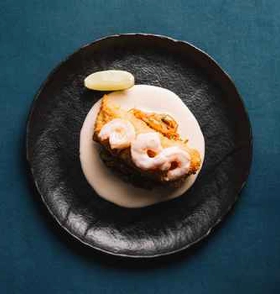 Хрумка тріска Панко з соусом з креветок від Young 