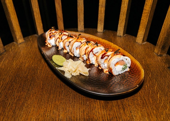 Рол з вугрем та лососем - Young 